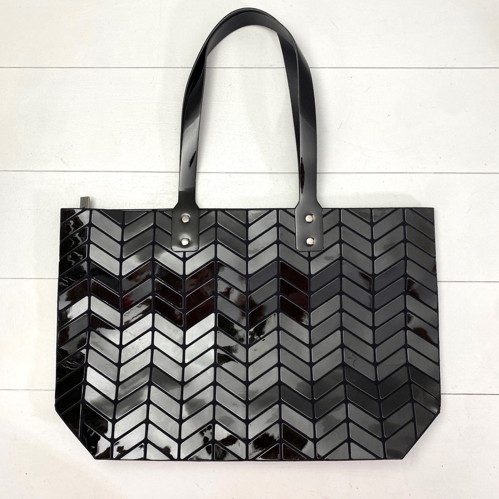Emilio Pepe Geometric Chevron Patent Tote Bag Black Large High Shine 3D Cube